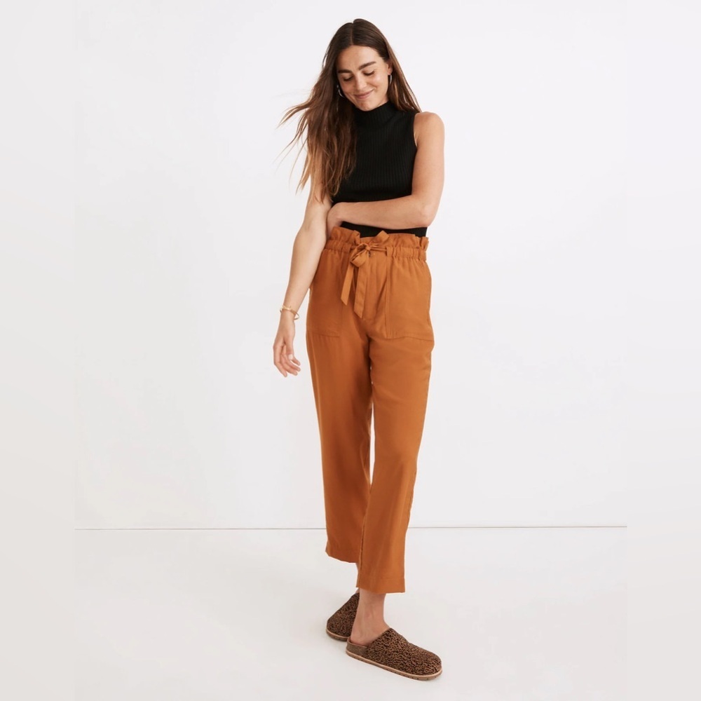 Madewell Dunaway Paperbag Pants in Golden Pecan